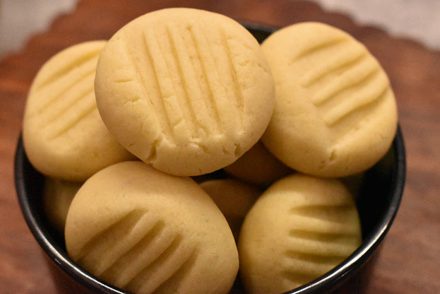 3 ingredient butter cookies recipe step 1