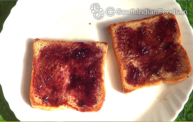 Brown bread with jam is ready