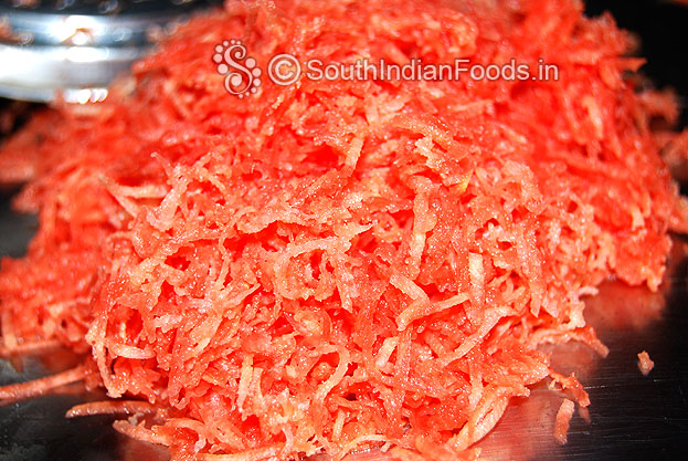 Perfect texture of finely grated red carrot