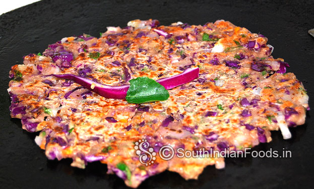 Purple cabbage roti is ready, serve hot with coconut chutney