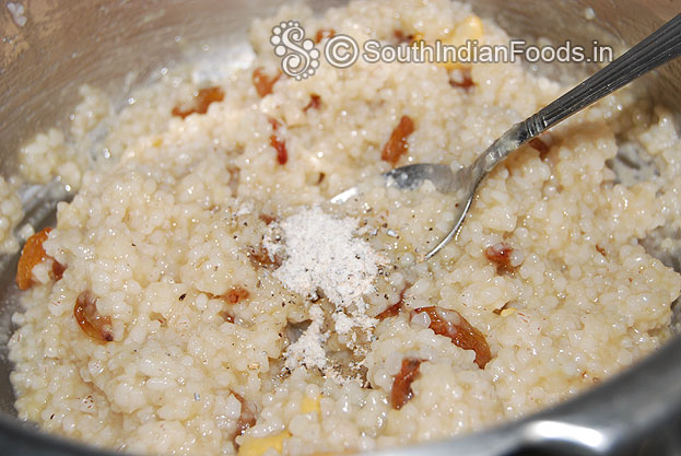 Add cardamom powder to red rice sweet pongal