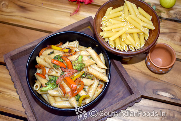 Penne pasta with roasted broccoli and capsicum