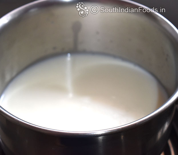 Heat pan, add milk [500 ml]