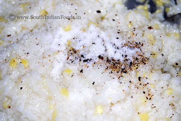 Salt and crushed peppercorns mixed varagu rice