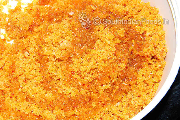 Thengai thogayal with gingelly oil sprinkles