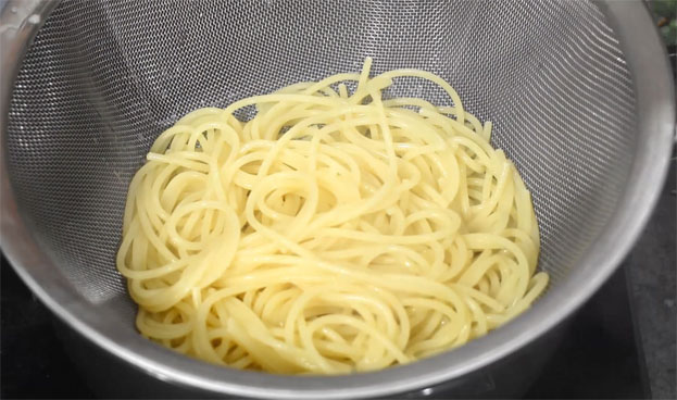 One pot white sauce pasta