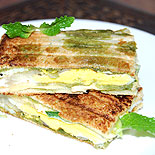 Grilled vegetable egg sandwich