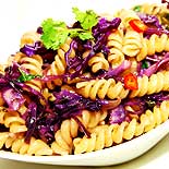 Purple cabbage pasta
