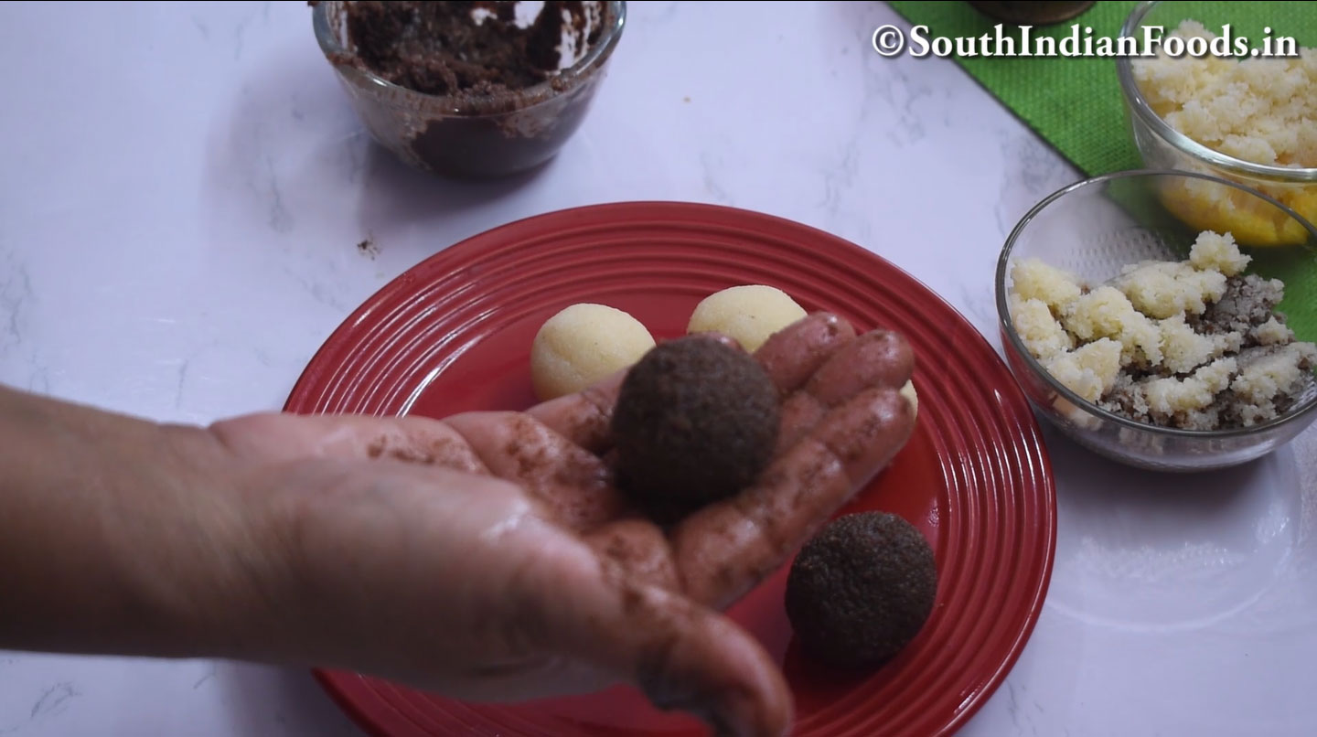 5 Flavored coconut ladoo