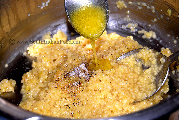Adding ghee to thinai sakkarai pongal