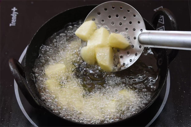 Aloo butter masala step 15