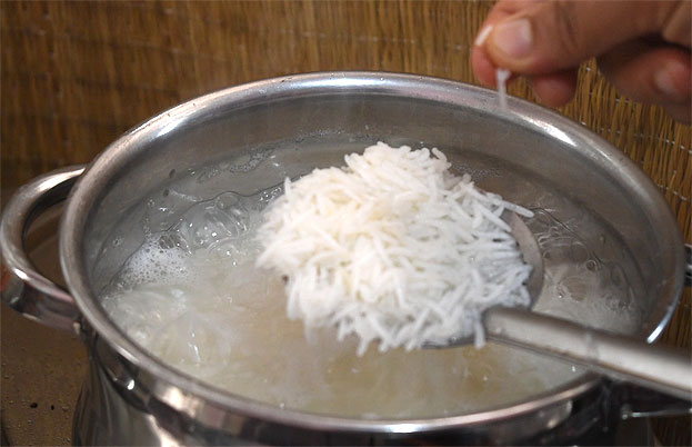 Paruppu rasam step 1