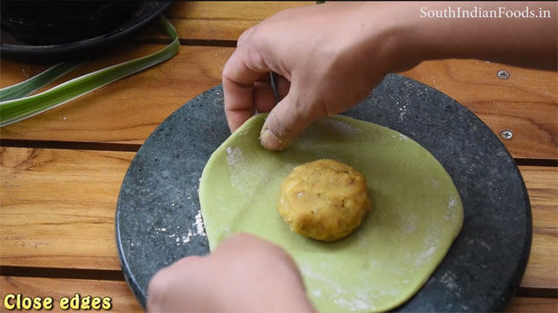 Aloo palak paratha step 12