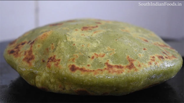 Aloo palak paratha step 20