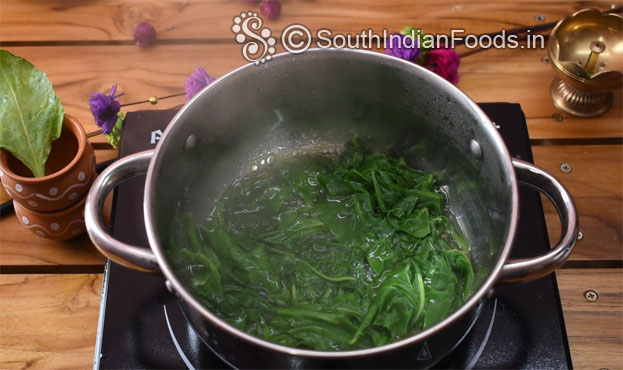 aloo palak step 2