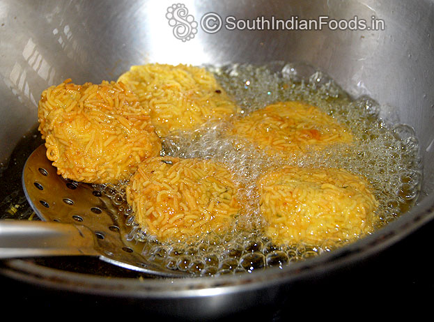 Once you put into the oil, reduce to medium flame otherwisr it will burn immediately