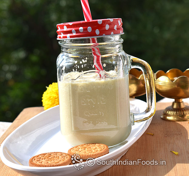 Apple milkshake with golden oreo