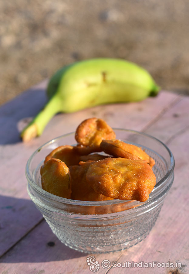 Green banana bajji