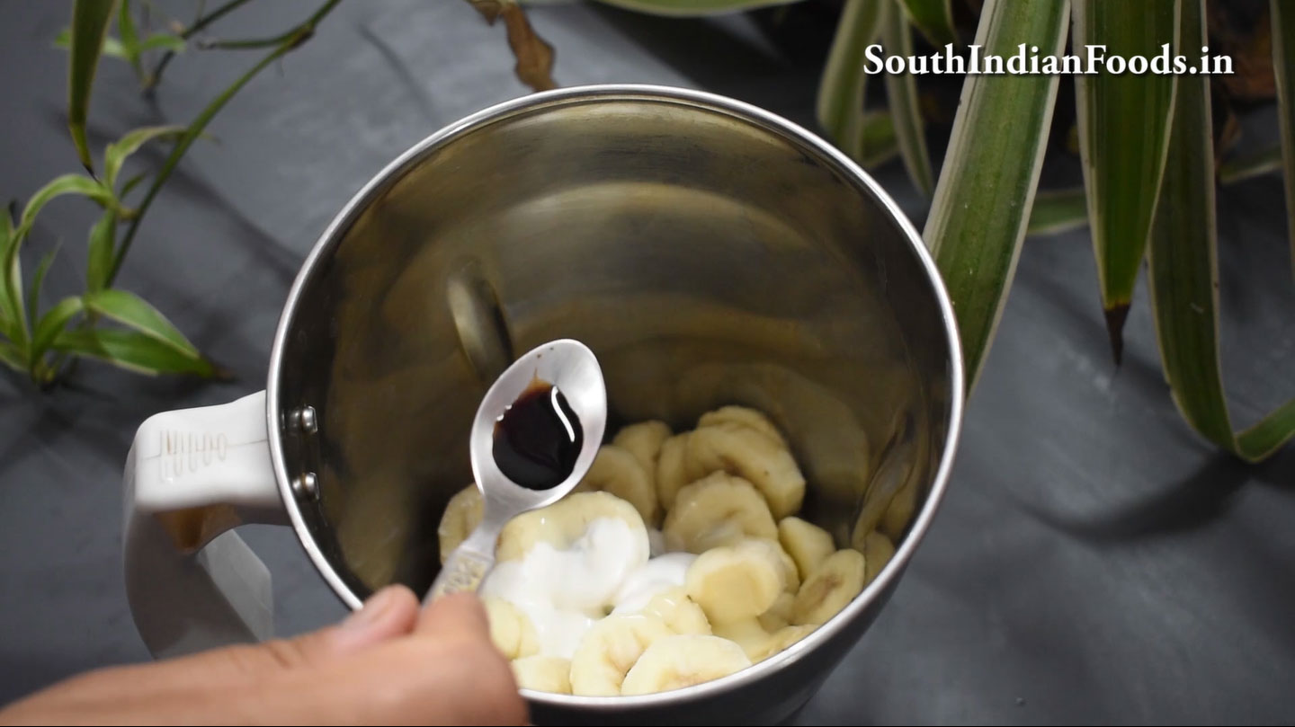 Banana chocolate chip ice crea