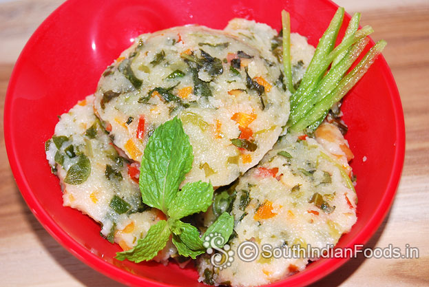 Bangalore semolina rava idlis are ready, serve hot with coconut chutney
