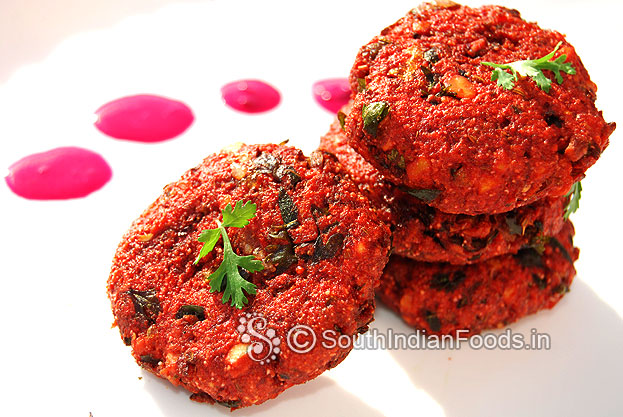 Beetroot bengal gram fritters