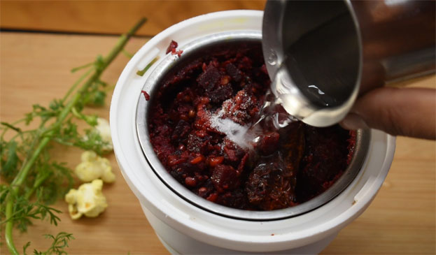 Beetroot chutney step 9