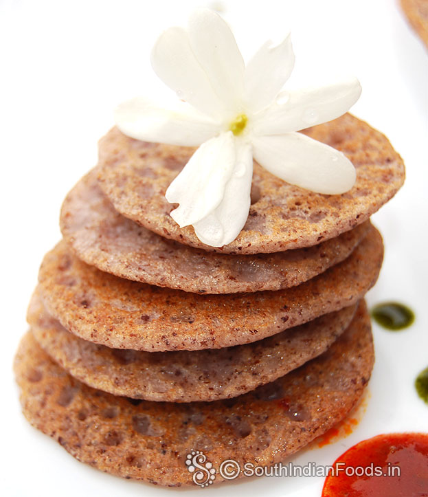Soft and spongy black rice uthappam