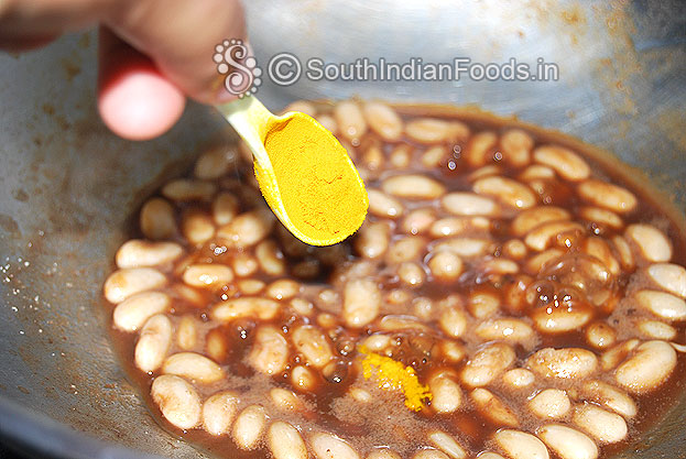 Add turmeric powder