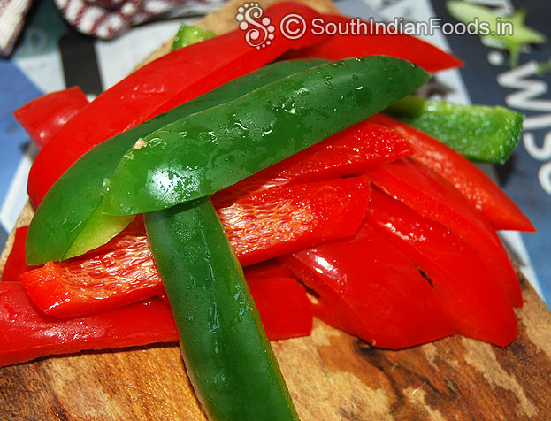Cut capsicum into stripes
