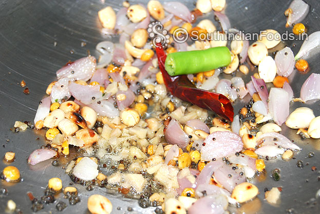 Add green chilli, ginger and dry red chilli saute
