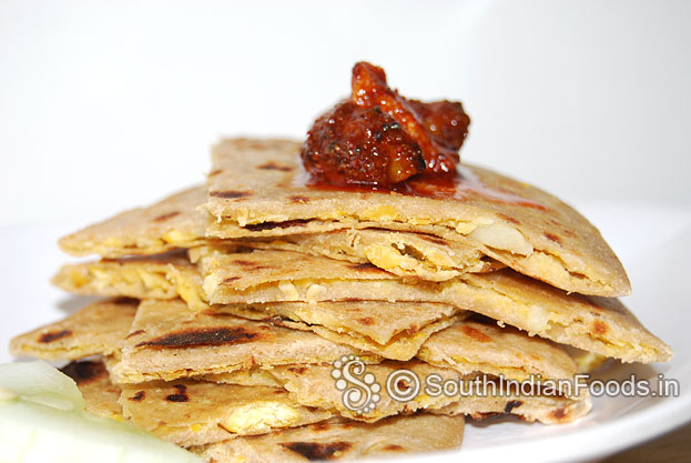 Chickpeas stuffed paratha