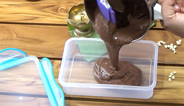 Pour into airtight container