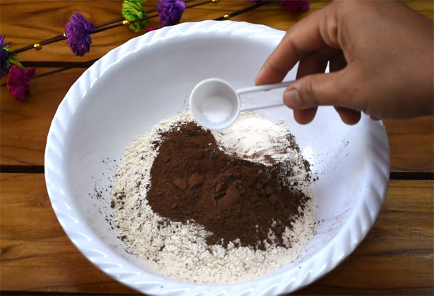 Chocolate wheat doughnuts step 5