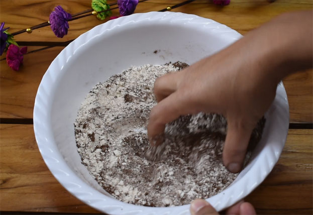 Chocolate wheat doughnuts step 6