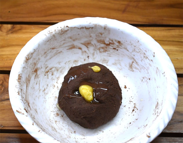 Chocolate wheat doughnuts step 9