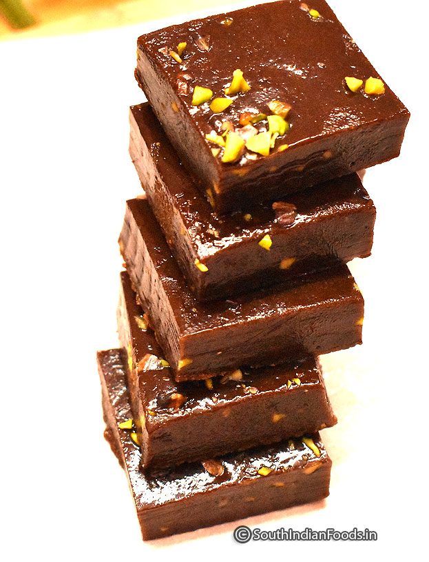 Chocolate jaggery Mysore pak  step 28