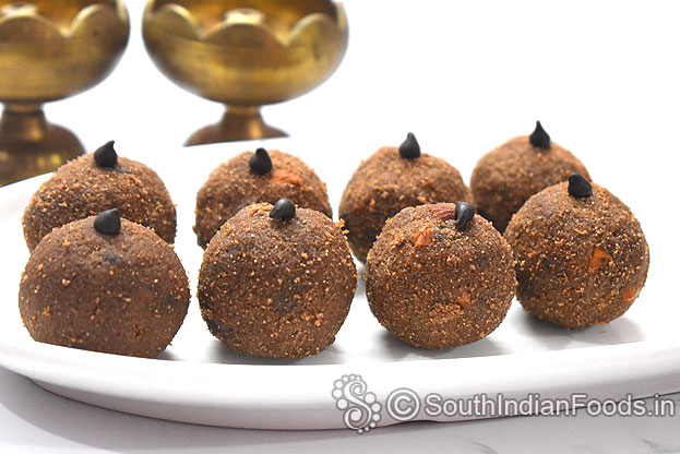 Chocolate Rava Laddu