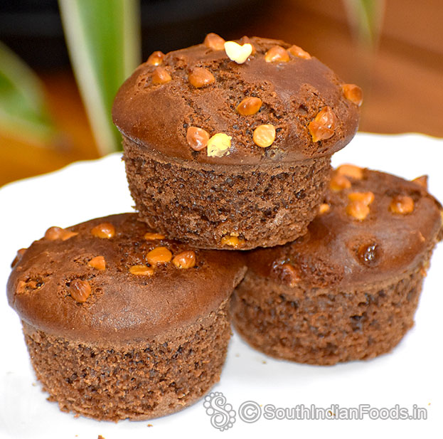 Perfect spongy chocolate muffins