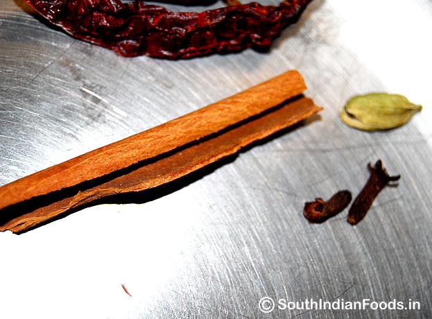 Cinnamon stick, Elachi & Cloves