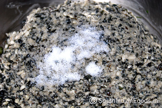 Coarsely ground Urad dal & salt