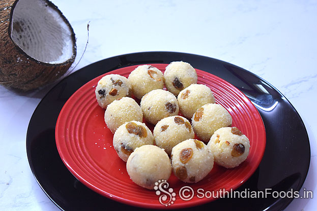 Sooji nariyal ladoo