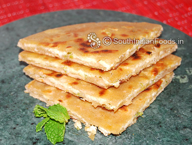 Cottage cheese capsicum stuffed paratha