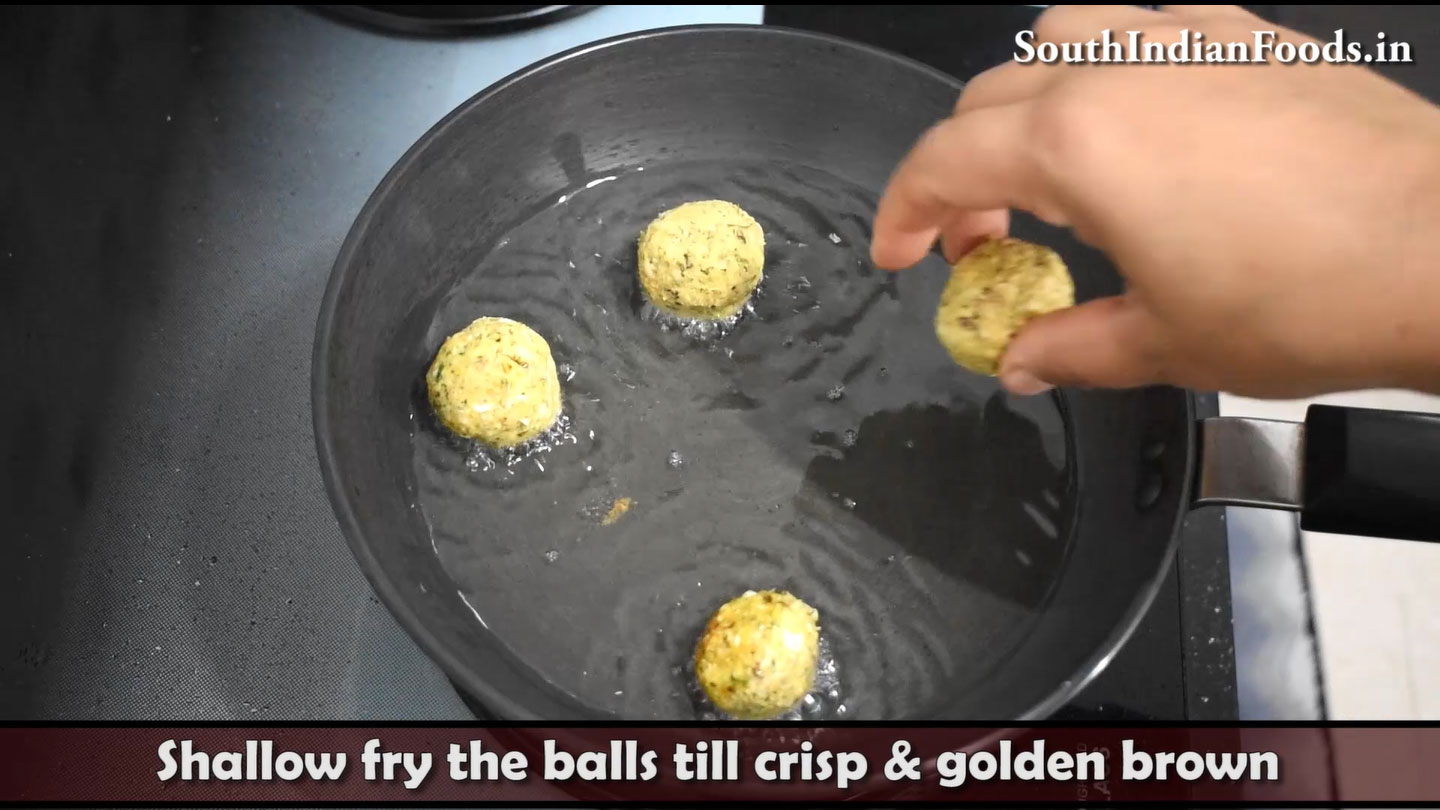 Cowpea kofta curry