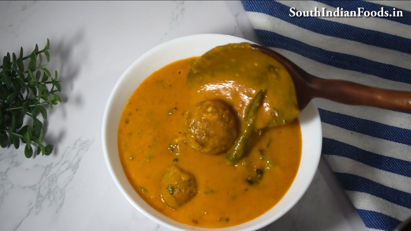 Cowpea kofta curry