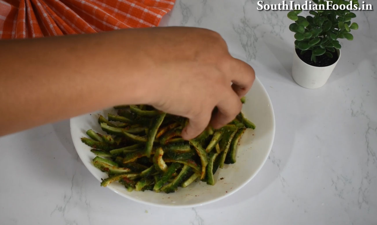 Masala Kaju Namkeen step 1
