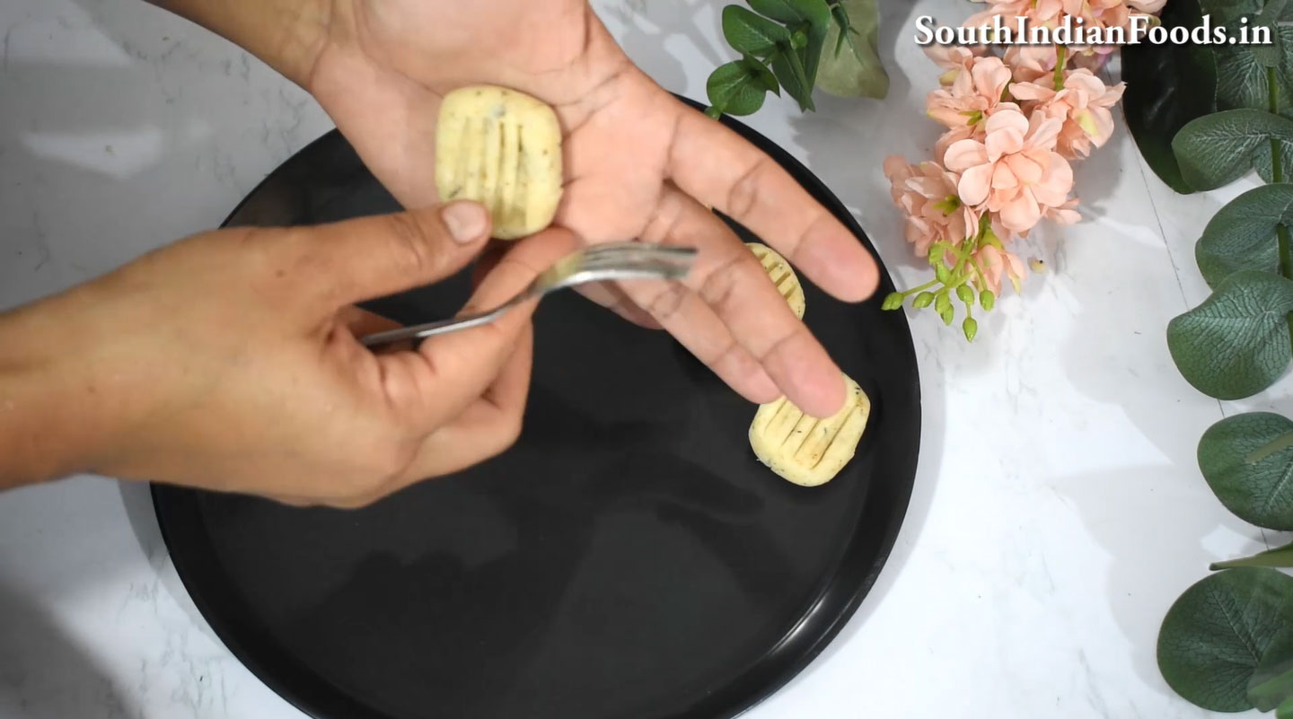 Crispy potato garlic bites