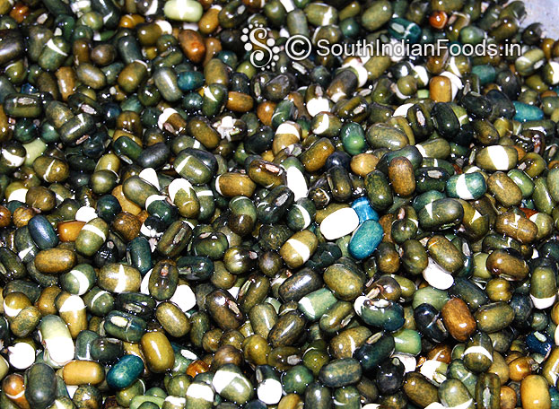 Soaked black urad dal