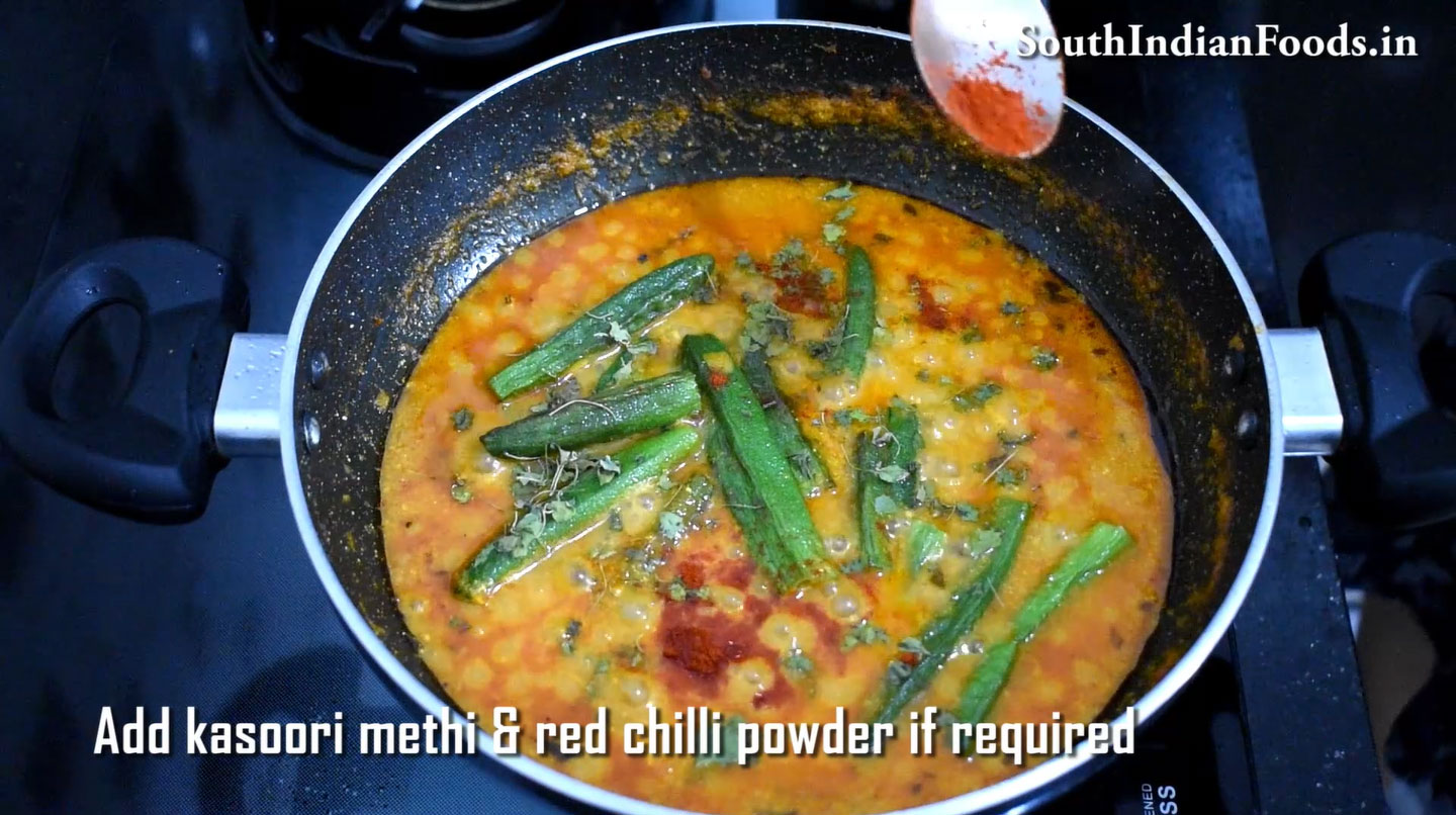 Dahi bhindhi gravy