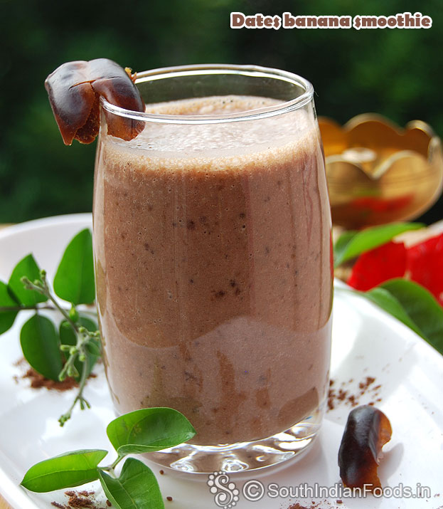 Dates banana smoothie