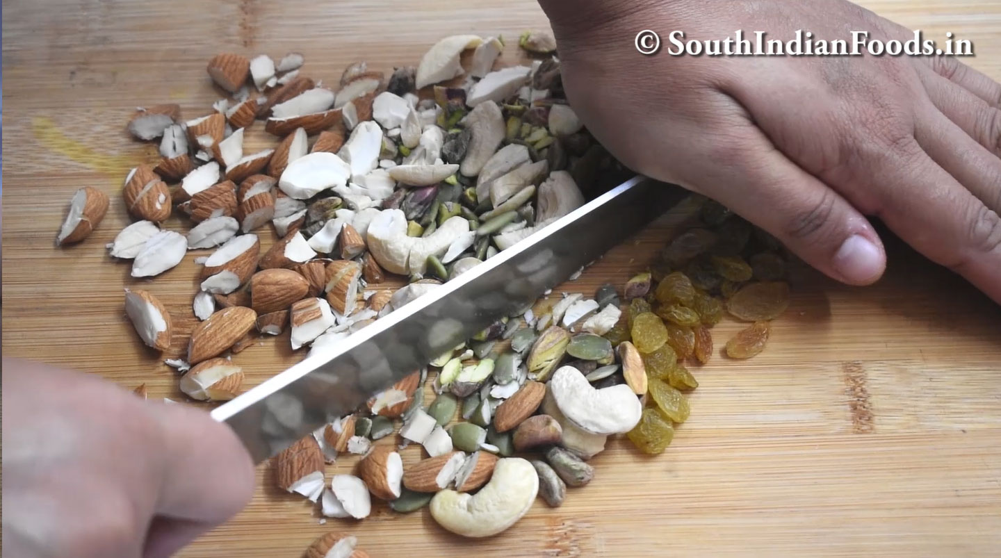 Dates and nuts modak